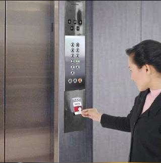 Đầu đọc thẻ kiểm soát ra vào thang máy